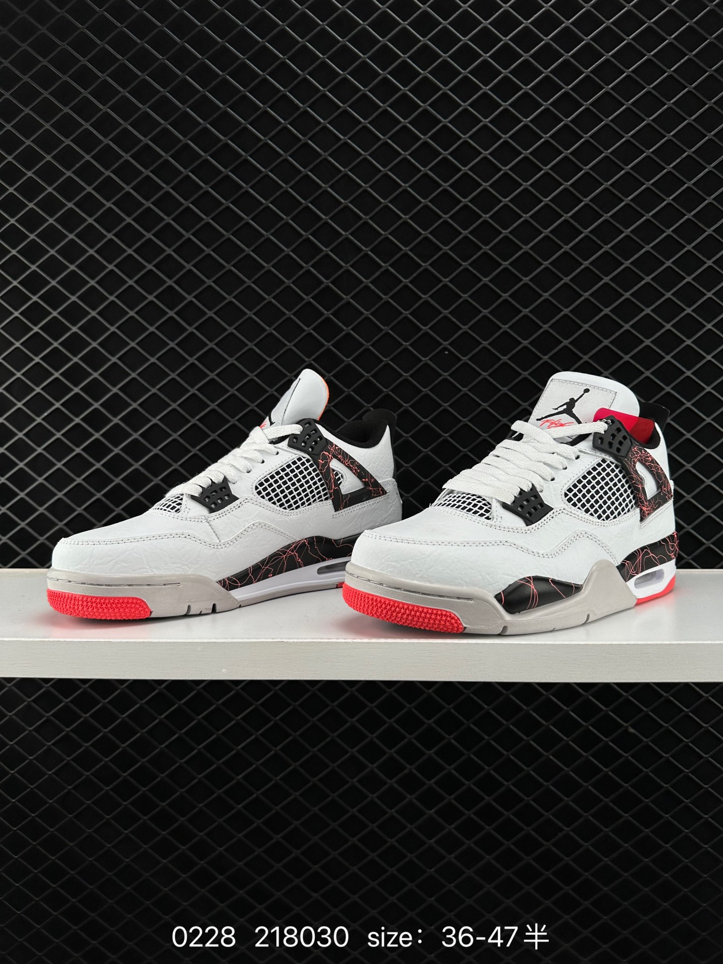 Nike Air Jordan 4 Retro OG”Fire Red“